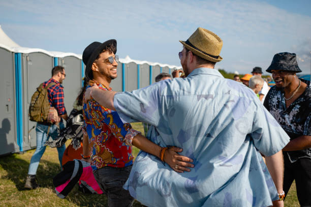 Best Portable bathroom rental  in Runaway Bay, TX
